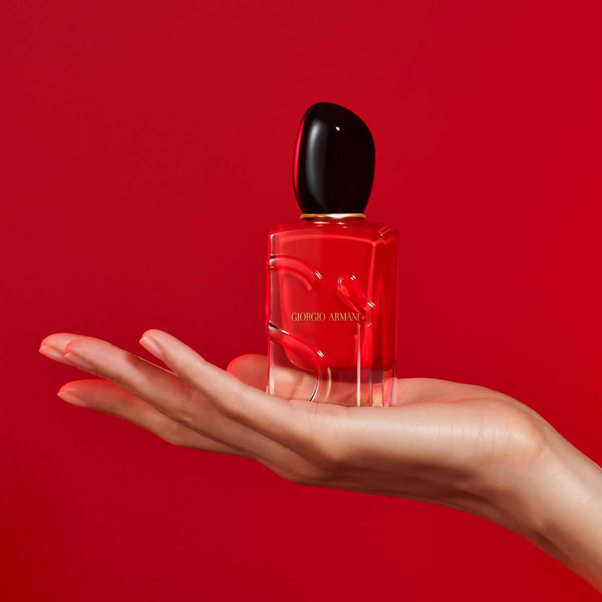 Armani Beauty Sì Passione Eau de Parfum for Women – Fruity Floral Fragrance